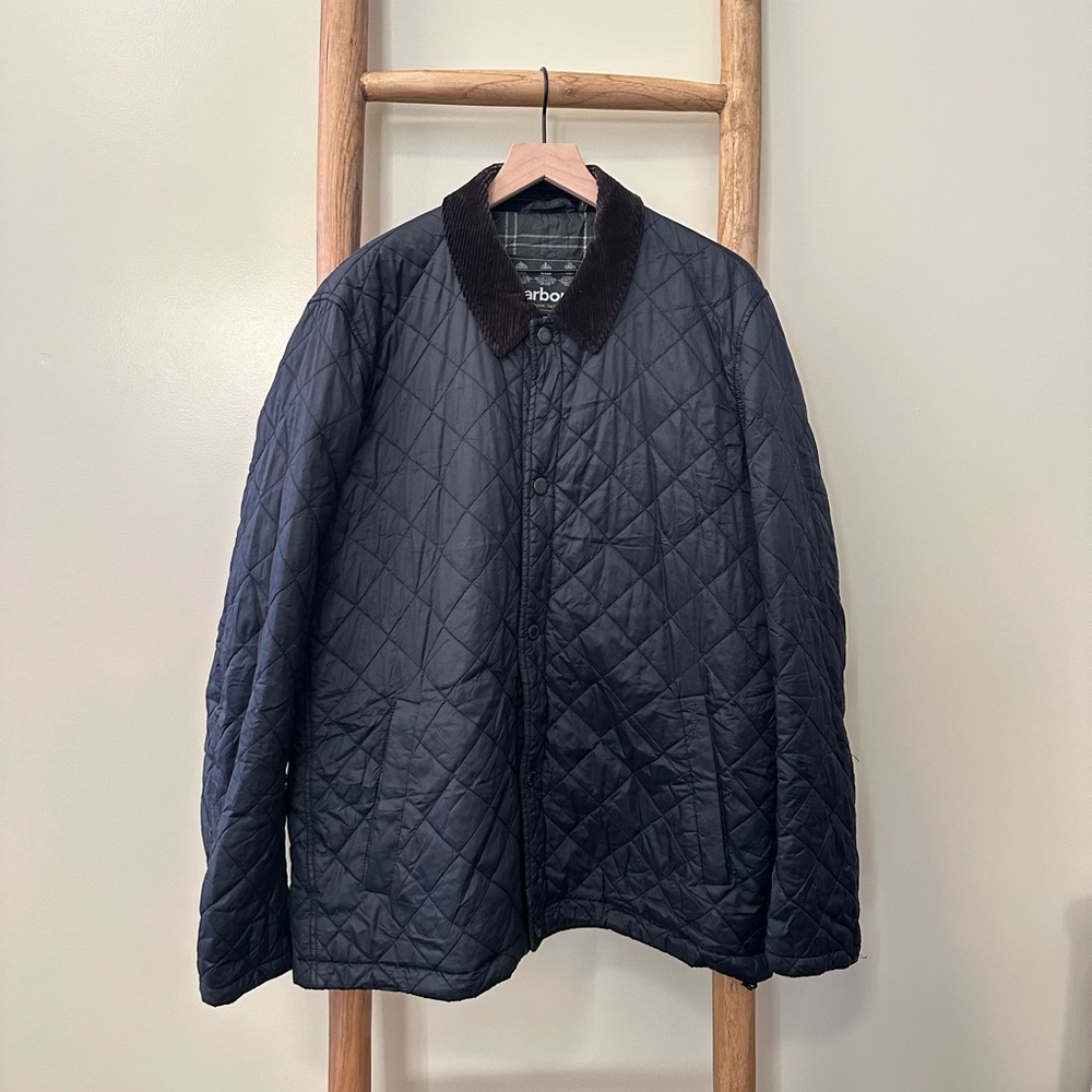 Barbour Quilted Jacket - Navy and Black